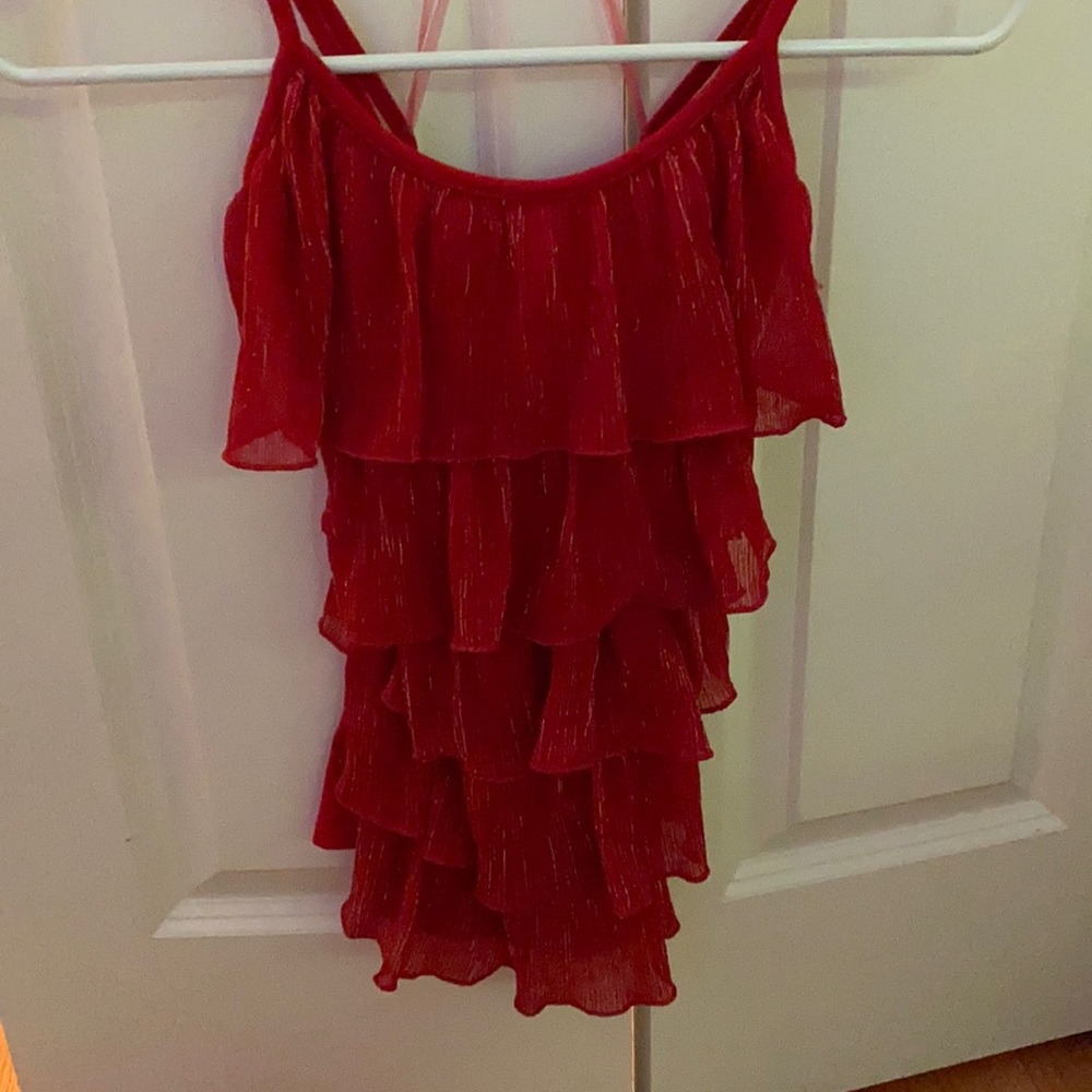 Little red top.